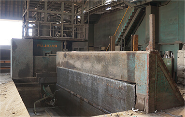 Photos of 1,600 ton Shearing Machine